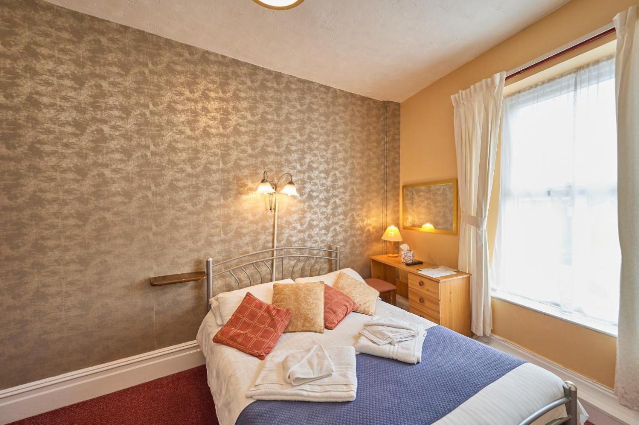 The Wilton International Bed and Breakfast Μπλάκπουλ Εξωτερικό φωτογραφία